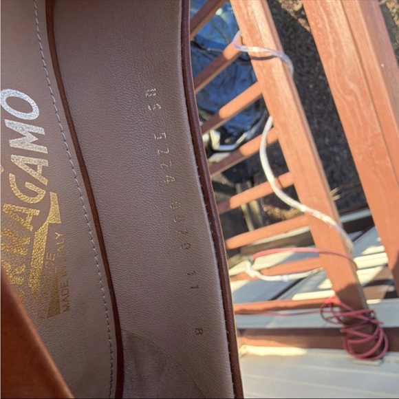 Salvatore Ferragamo Brown Leather Pumps 11 B - Picture 5 of 5